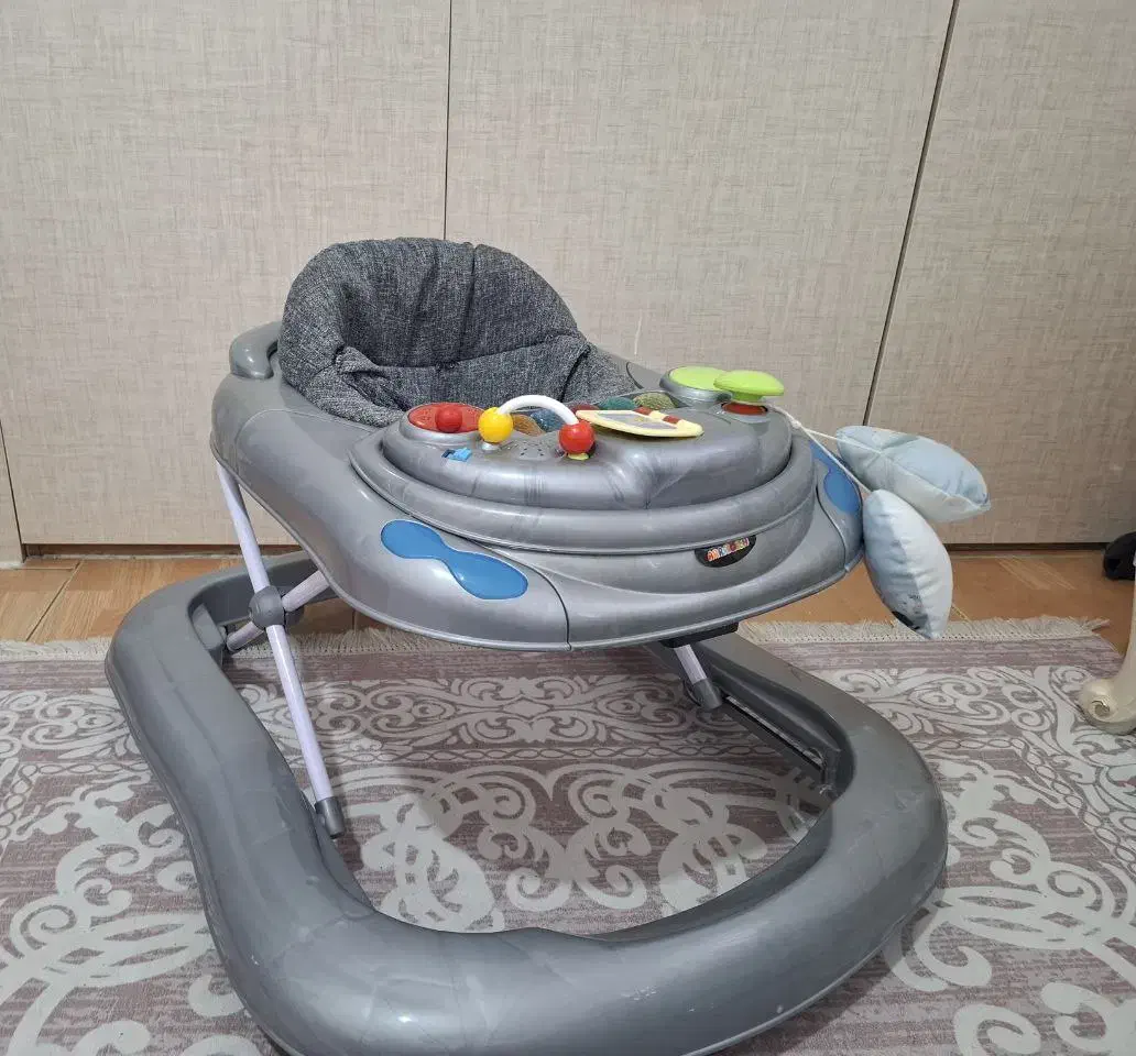 روروئک|کالسکه و لوازم جانبی|رشت, تازه آباد|دیوار