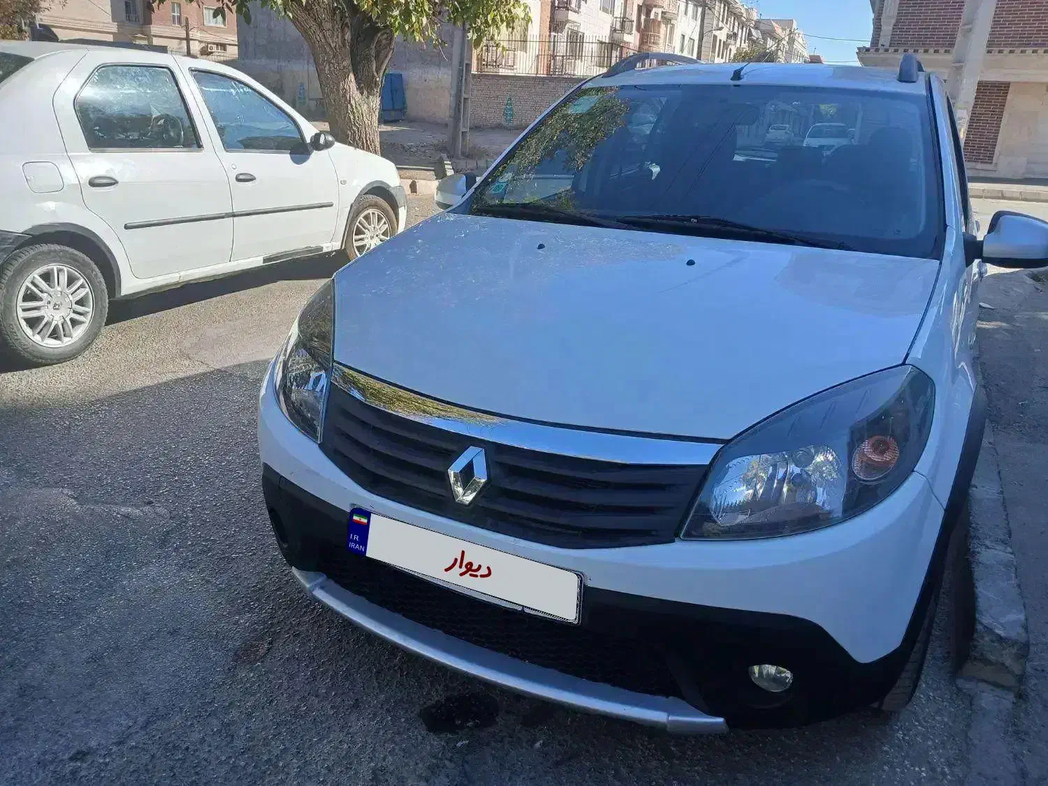 ساندرو استپوی ۹۶ اتوماتیک|خودرو سواری و وانت|قزوین, |دیوار