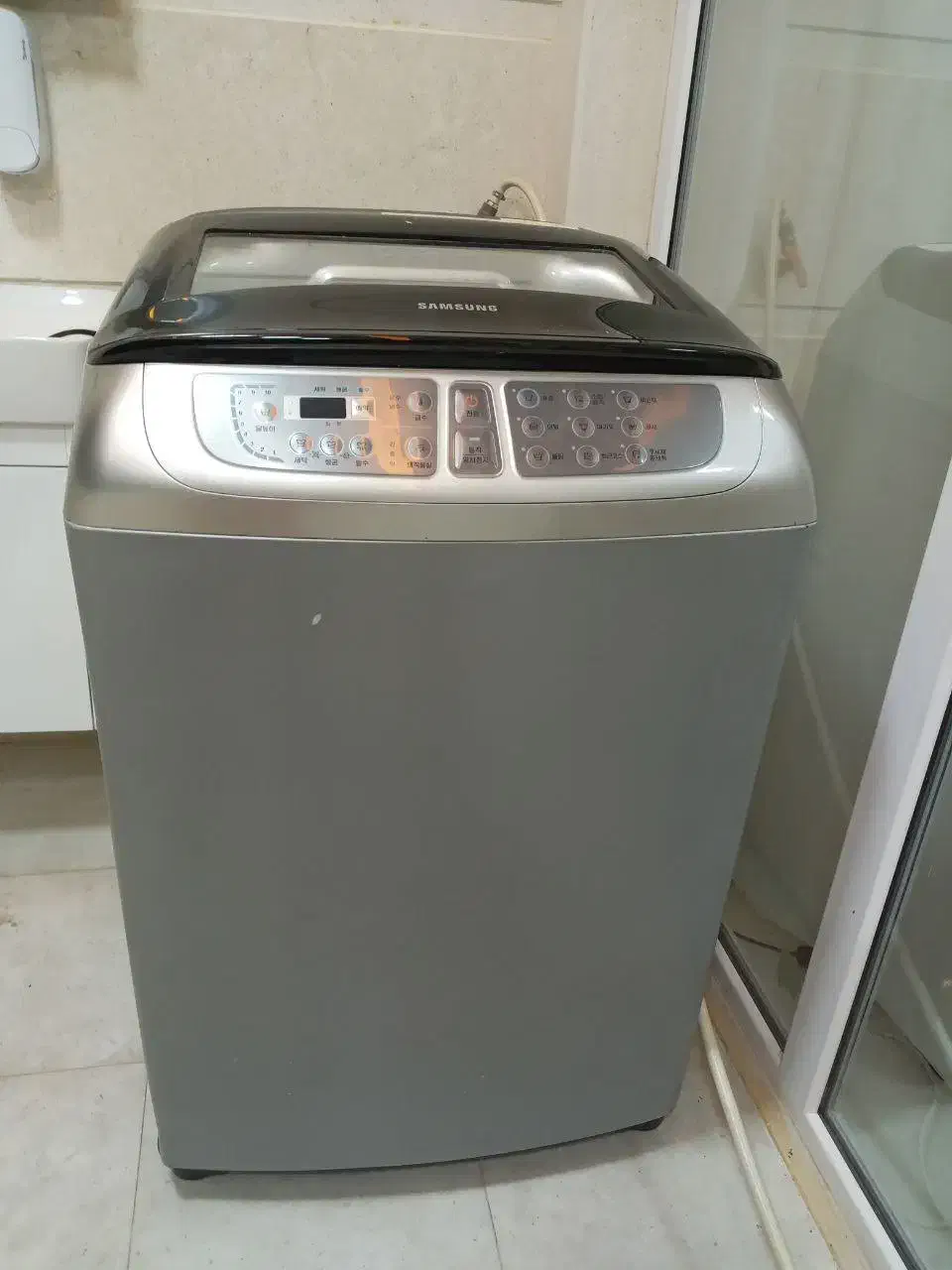 ماشین لباسشویی 15Kg سامسونگ با تکنولوژی Wobble|ماشین لباسشویی و خشک‌کن لباس|شیراز, رکن‌آباد|دیوار
