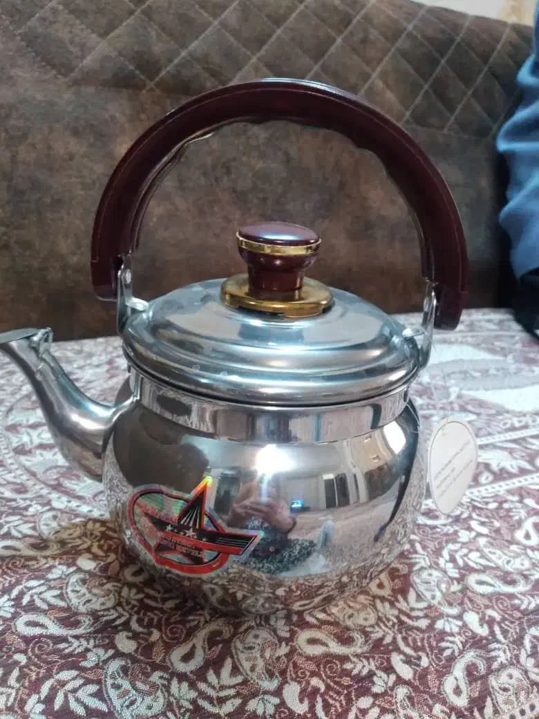 کتری برقی و کتری سوت زن|قوری، کتری، قهوهساز دستی|شیراز, عادل آباد|دیوار