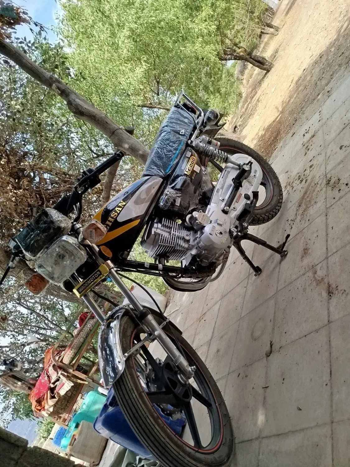 فروشی|موتورسیکلت|نورآباد ممسنی, |دیوار