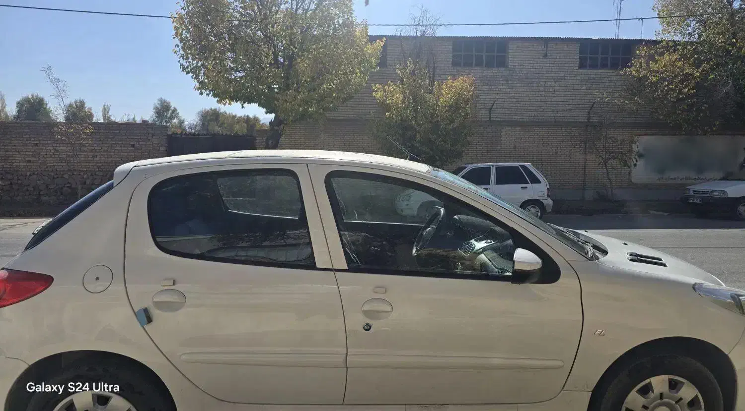 207 tu5 با ۱۲ هزار کارکرد ۱۴۰۲|خودرو سواری و وانت|اقلید, |دیوار