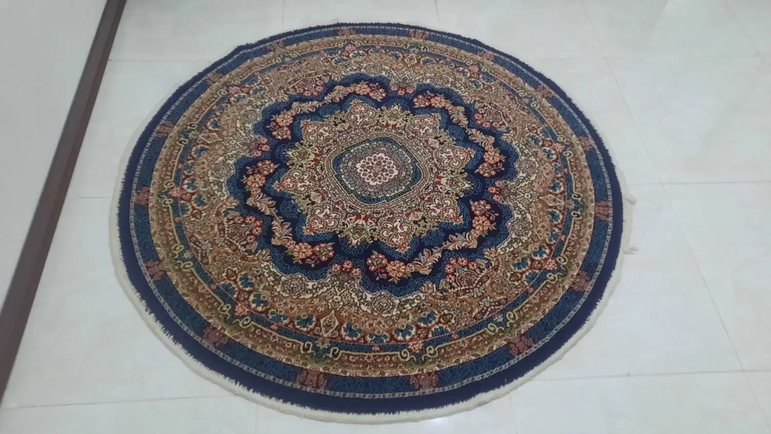 فرش گرد۱.۵در۱.۵|فرش|صفادشت, |دیوار