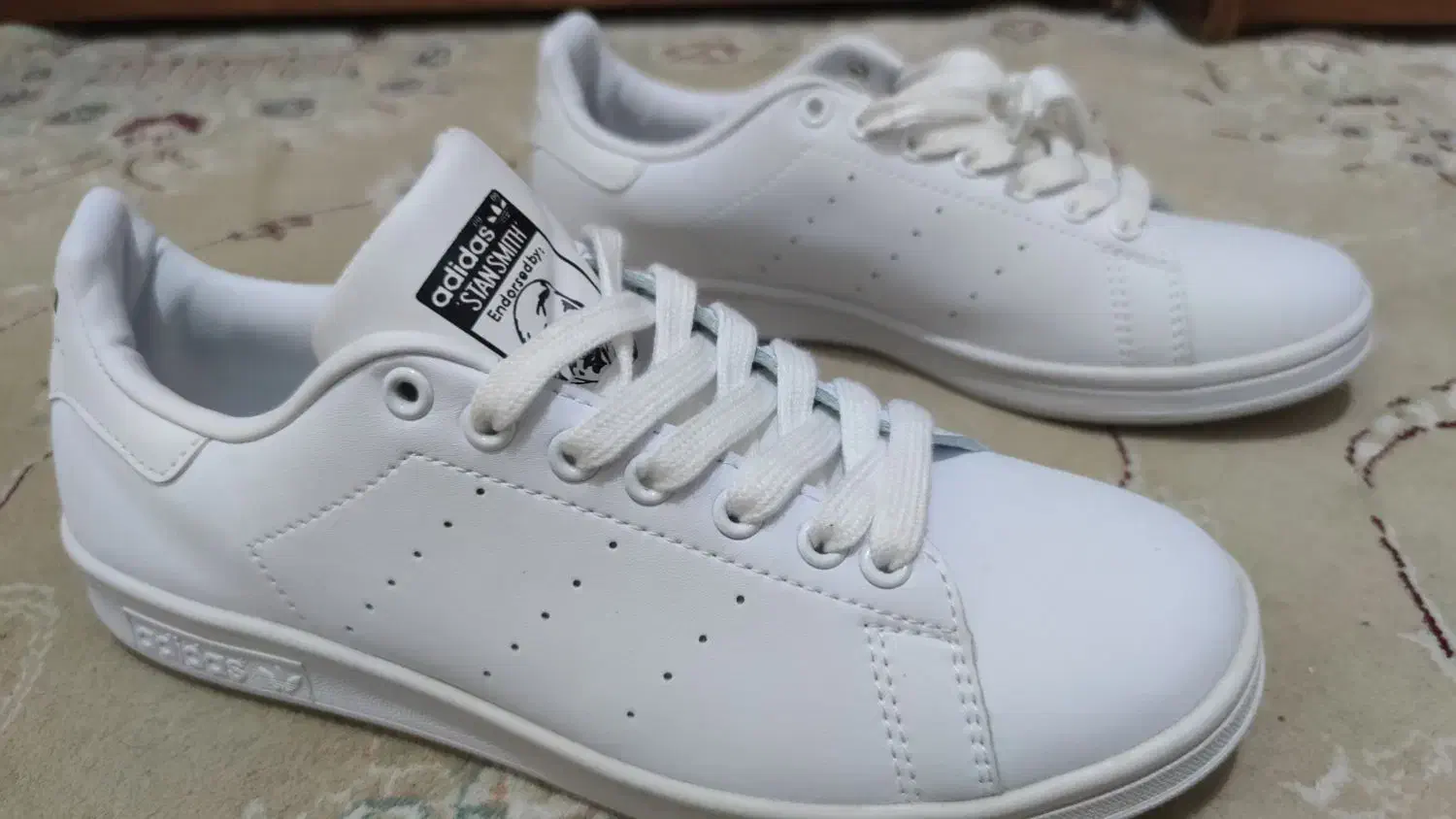 کتونی Adidas Stan smith اصل|کیف، کفش، کمربند|تهران, چیتگر شمالی|دیوار