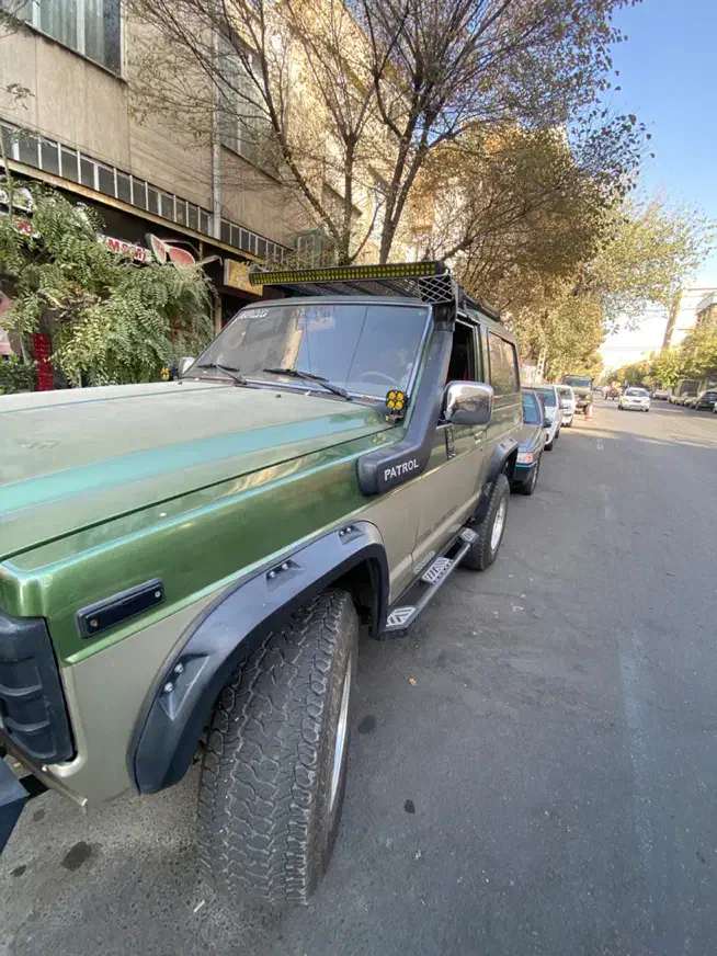 پاترول ۲ درب مدل ۷۶ انژکتور با لوازم کامل|خودرو سواری و وانت|تهران, نیروی هوایی (پیروزی)|دیوار