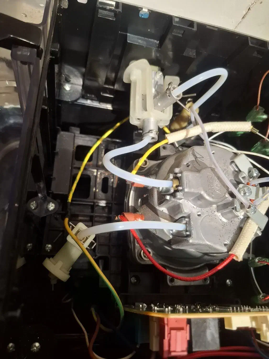 تعمیرات اسپرسو ساز خانگی|سماور، چایساز، قهوهساز|اراک, |دیوار