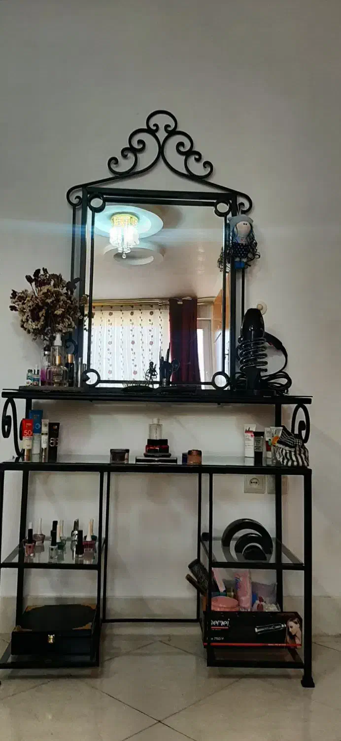 میزآرایشی|آینه|خمین, |دیوار