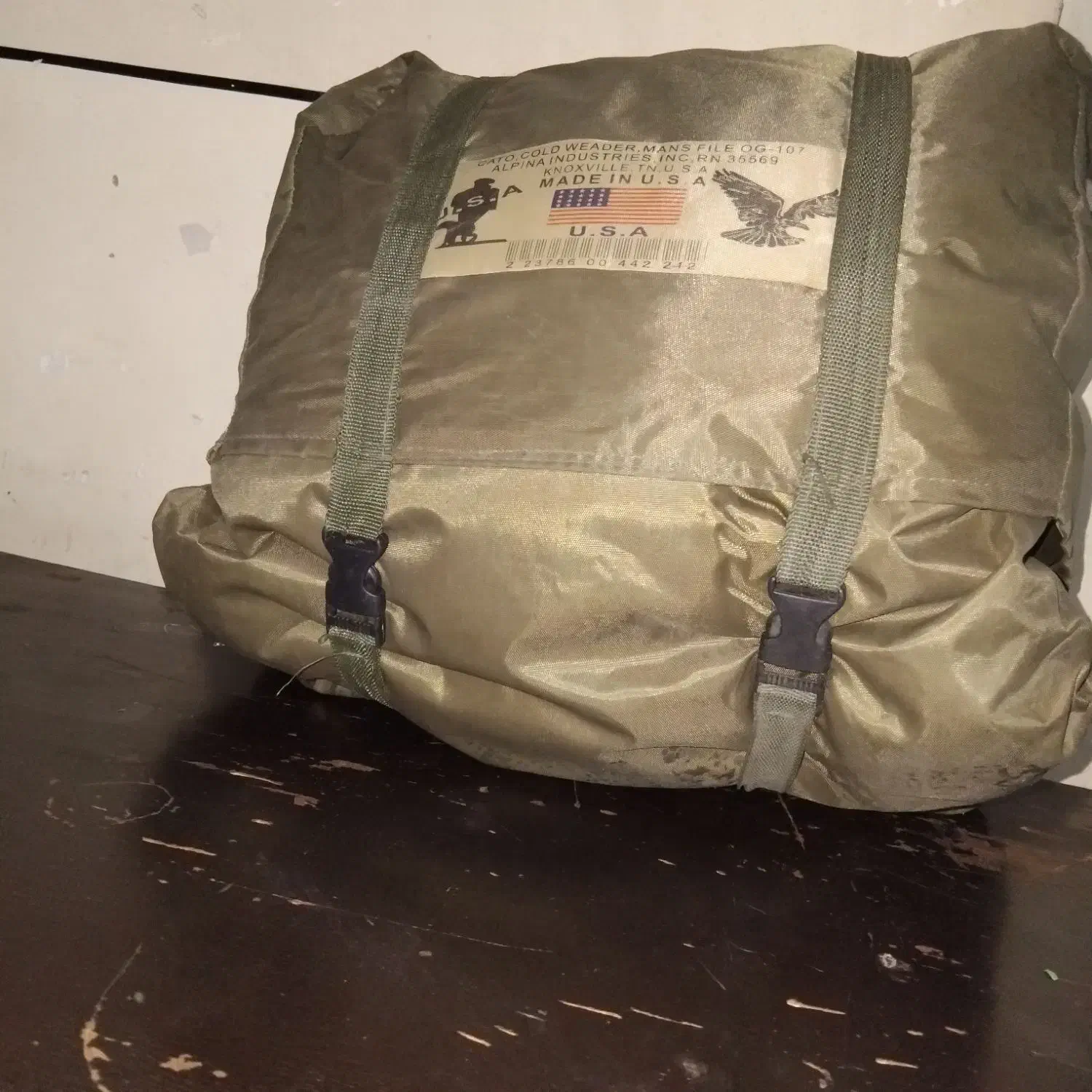 کیسه خواب|کوهنوردی و کمپینگ|شیراز, آزادی|دیوار