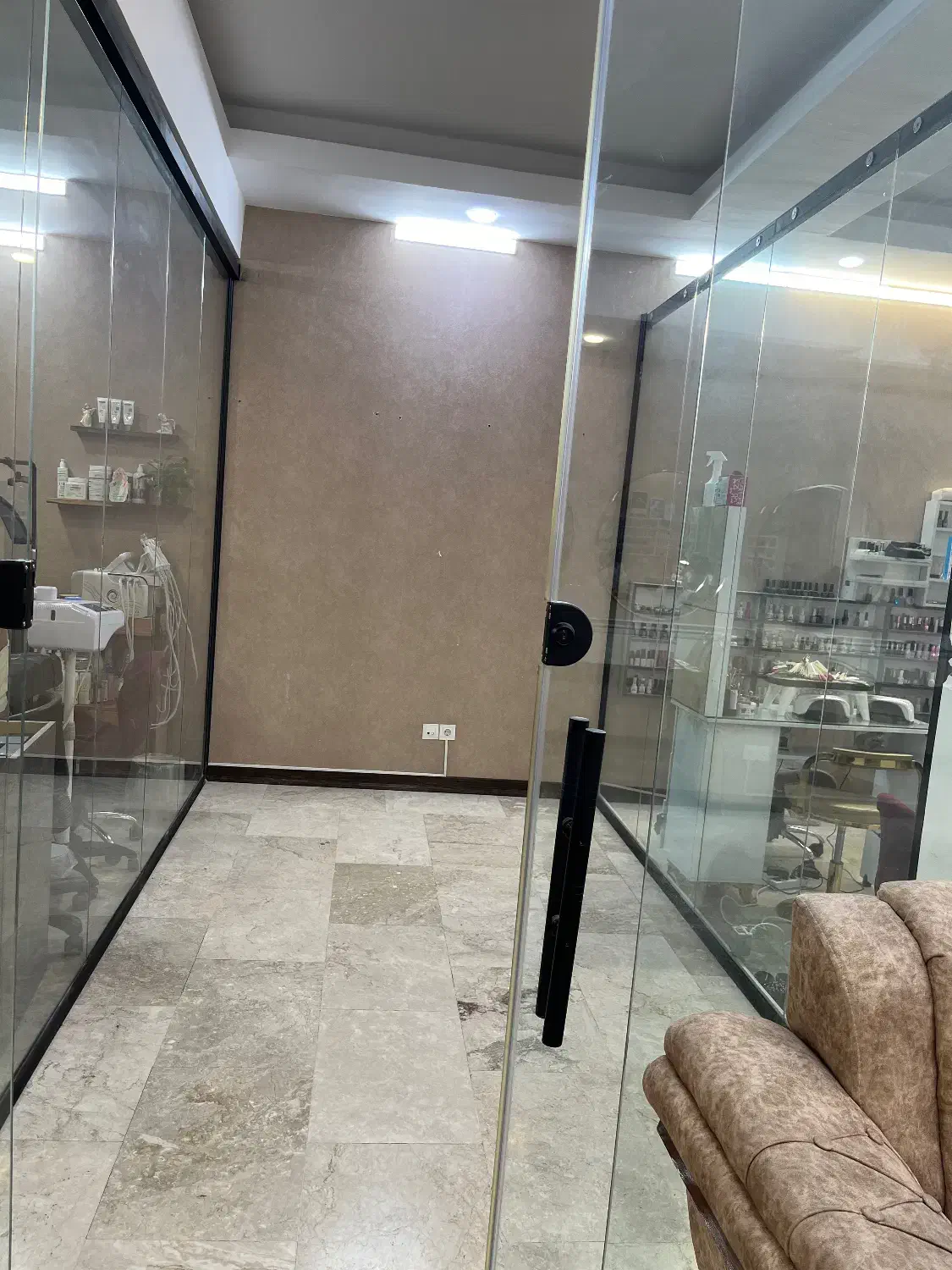 اجاره اتاق سالن زیبایی|اجارهٔ دفتر کار، اتاق اداری، مطب|تهران, باشگاه نفت|دیوار