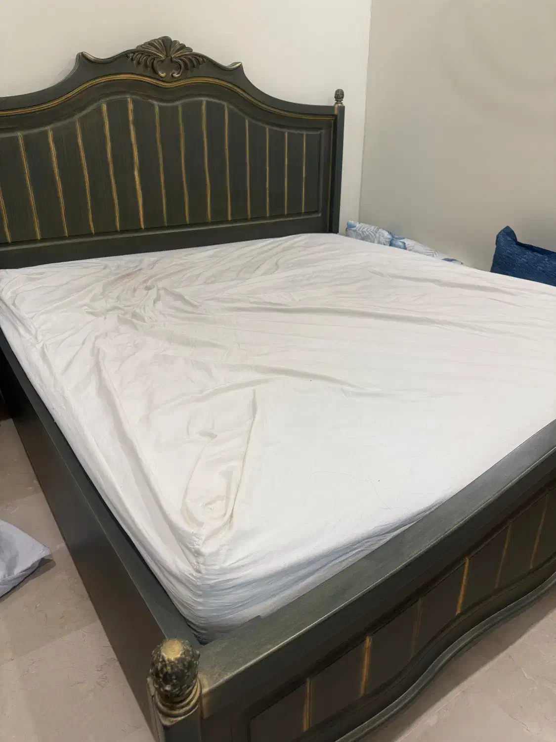 تخت و میز ارایش|تخت و سرویس خواب|تهران, فردوس|دیوار