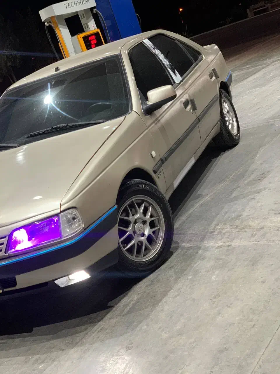 پژو 405 مدل 82|خودرو سواری و وانت|ارومیه, |دیوار