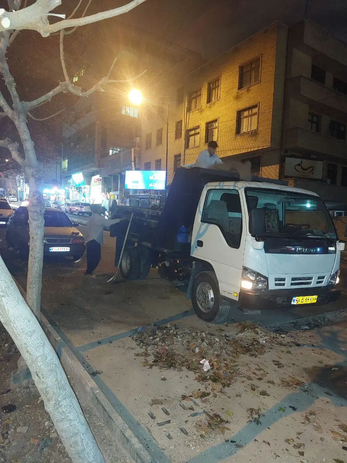 حمل نخاله و تهیه مصالح|خدمات حمل و نقل|تهران, خاک سفید|دیوار