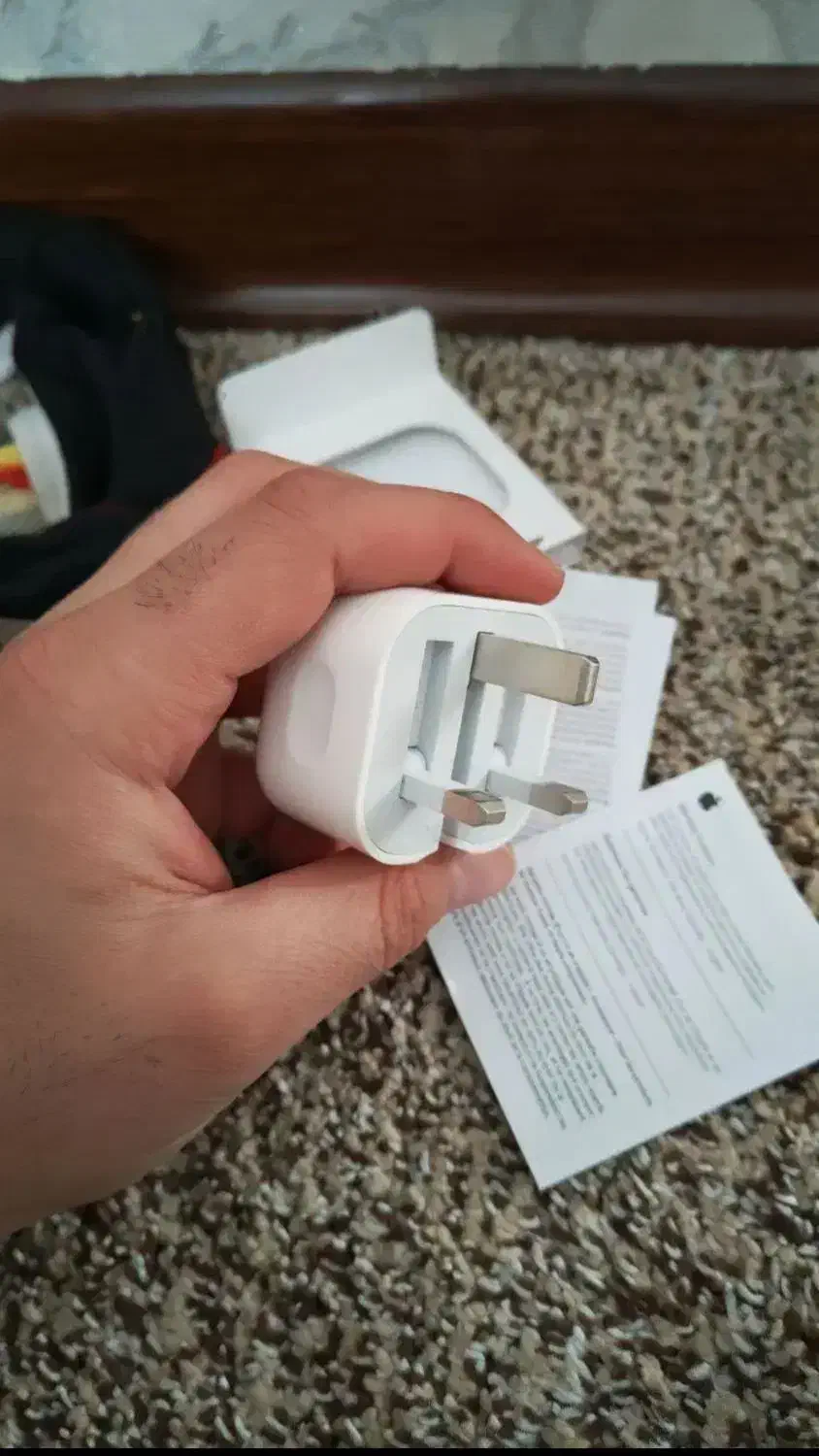 آداپتور ۲۰ وات آیفون اصلی 20w|لوازم جانبی موبایل و تبلت|قم, چهار امامزاده|دیوار