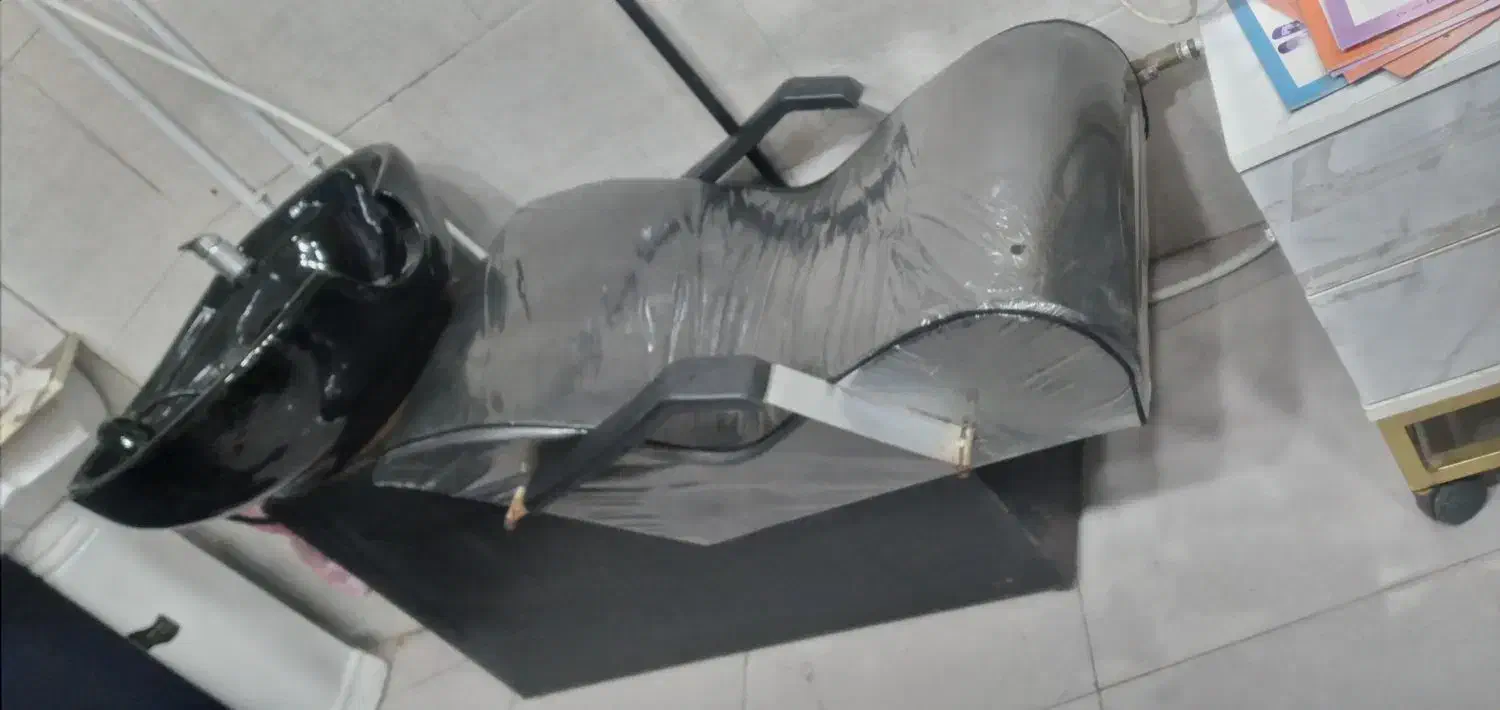 سرشور در حد نوع برای فروش|آرایشگاه و سالن‌های زیبایی|رشت, یخسازی|دیوار