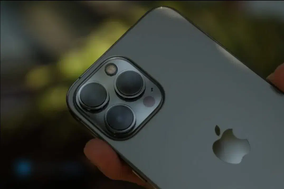 اپل iPhone 12 Pro Max با حافظهٔ ۲۵۶ گیگابایت|موبایل|اهواز, گلستان|دیوار