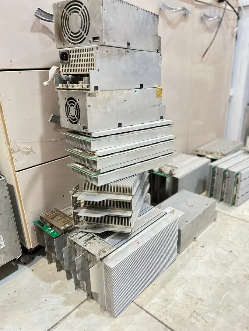 ماینر هشت برد و پاور|قطعات و لوازم جانبی رایانه|برازجان, |دیوار