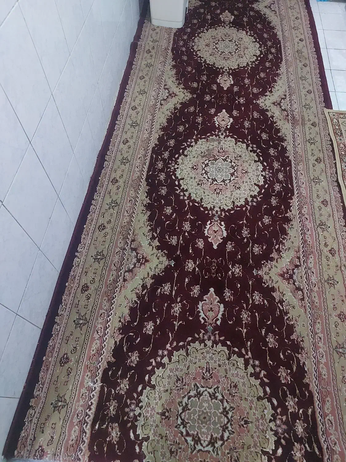 فرش|فرش|تهران, آذری|دیوار