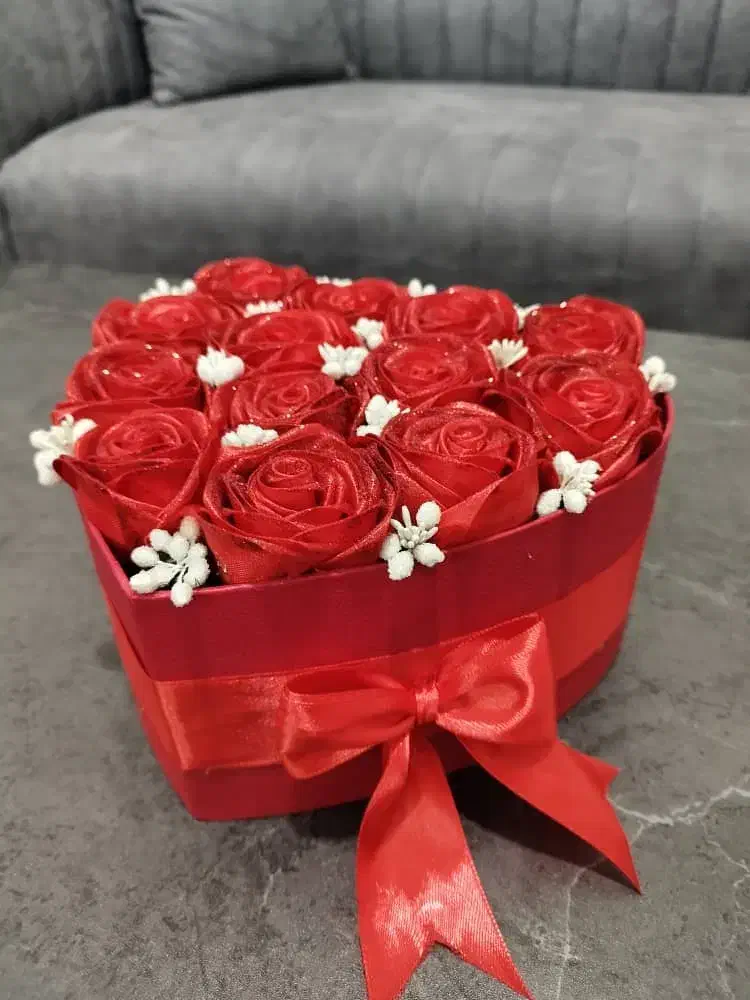 گل روبانی ولنتاین|گل مصنوعی|حمیدیا, |دیوار