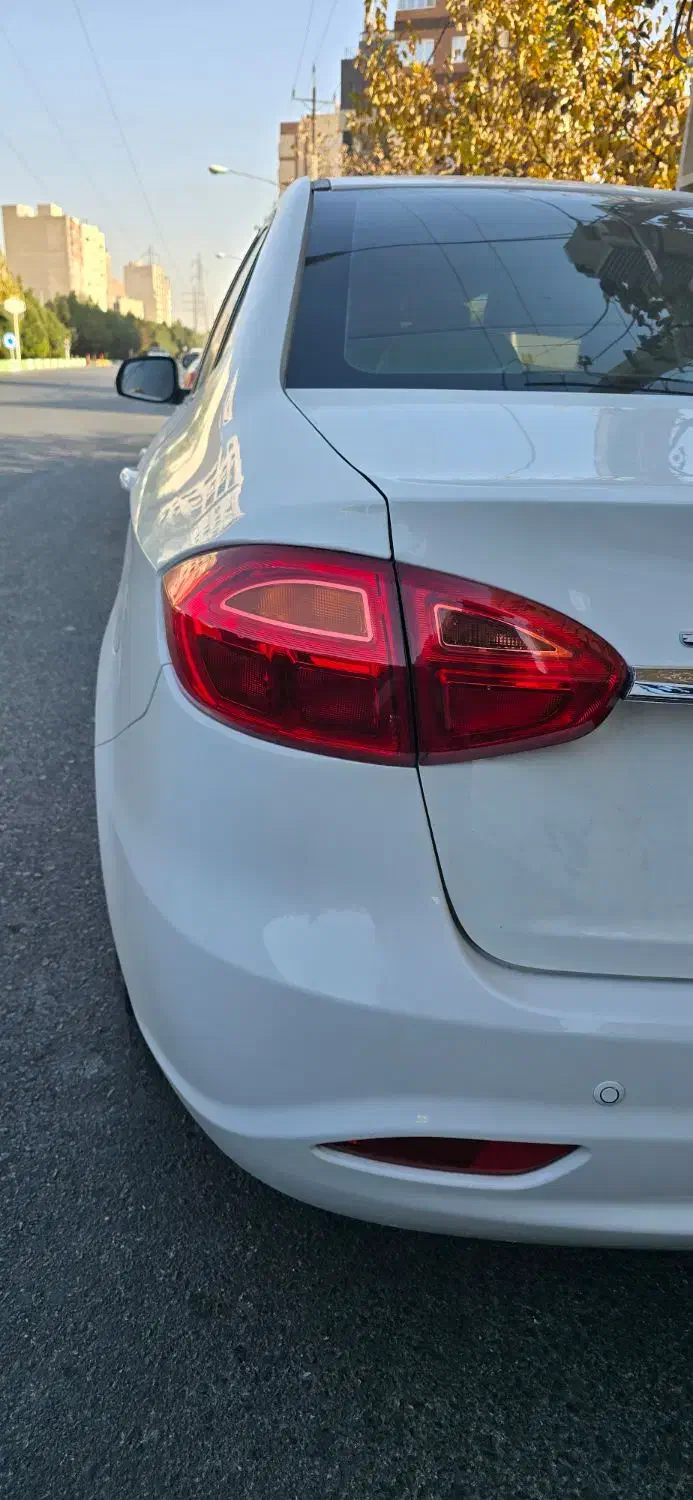 جک جی ۴|خودرو سواری و وانت|قم, شهرک قدس|دیوار