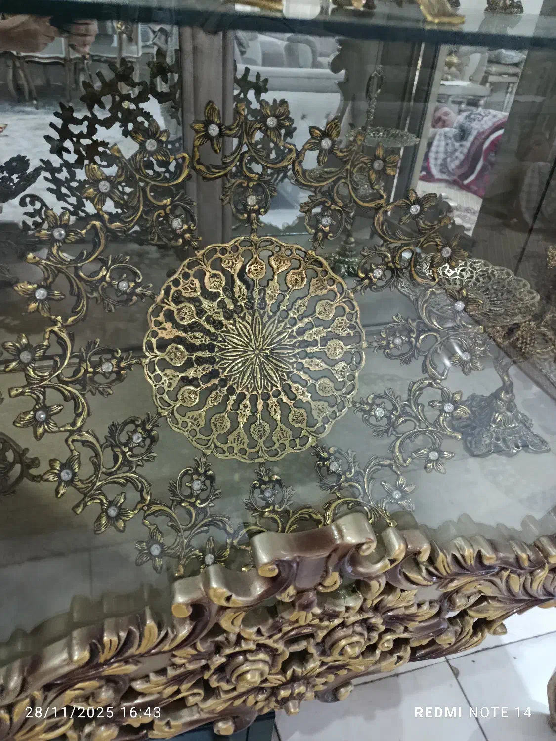 میوه خوری وشکلات خوری برنج|صنایع دستی و سایر لوازم تزئینی|نوبران, |دیوار