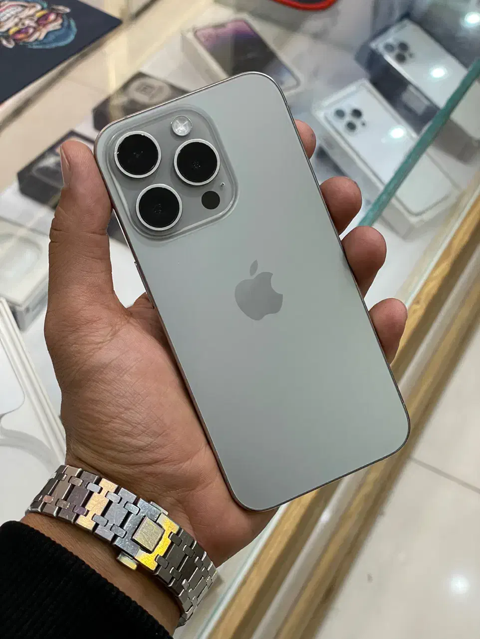 15pro 256/Zaa %100 پک اصلی نچرال|موبایل|یزد, |دیوار