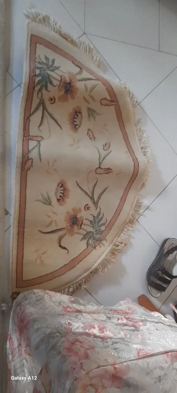 پادری در حدد نونو که هنوز ورچسیبش کنده نشده|پادری|تهران, اتحاد|دیوار