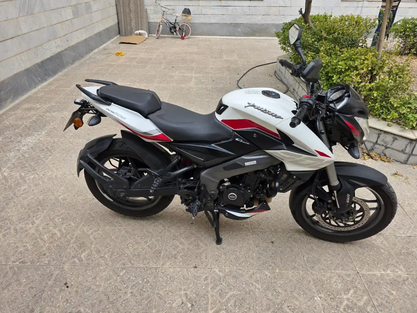 موتور سیکلت ns200 مدل ۱۴۰۳|موتورسیکلت|تهران, مهران|دیوار