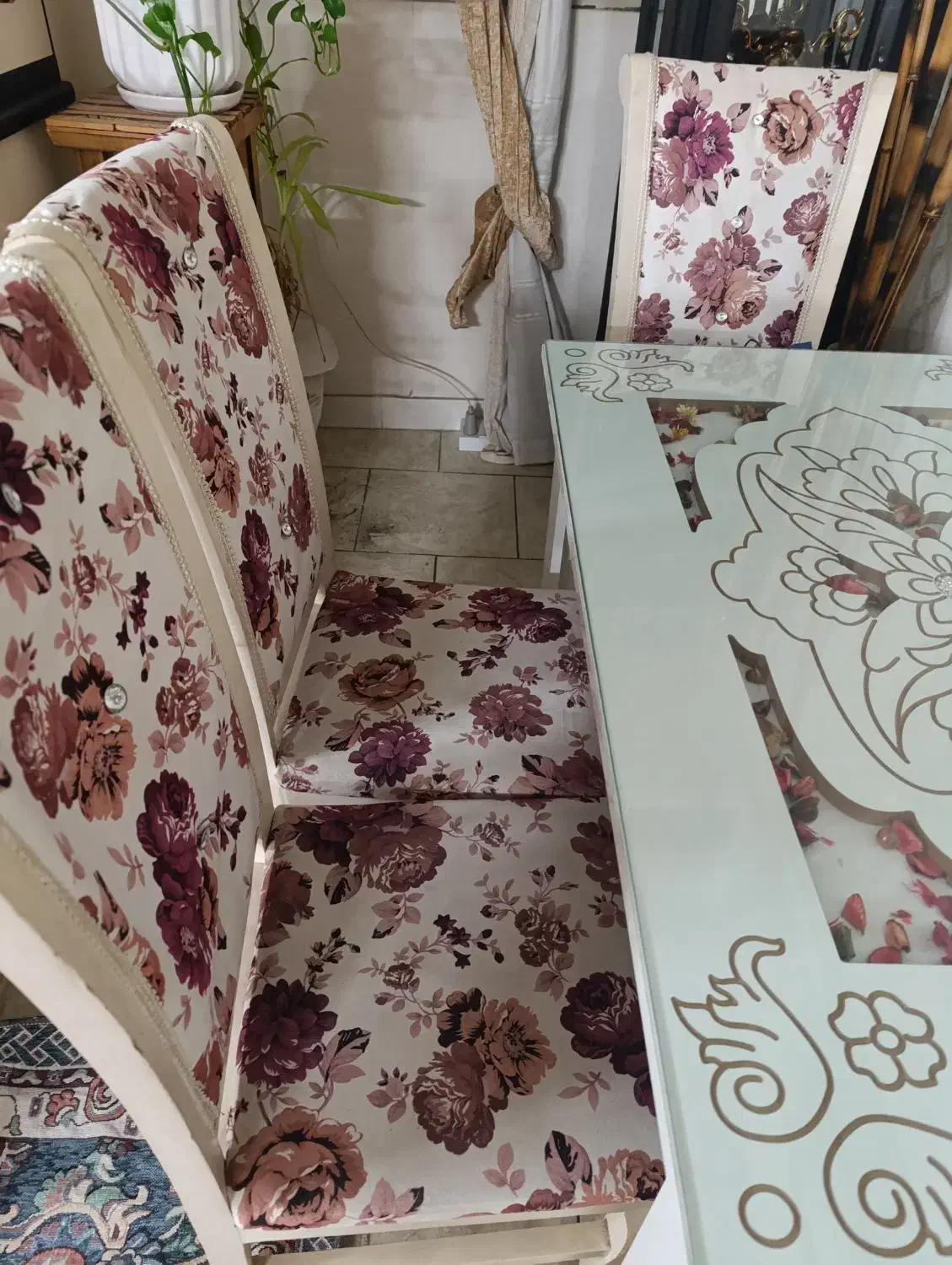 میز نهار خوری چهار نفره .|میز و صندلی غذاخوری|پاکدشت, پاکدشت (مامازند)|دیوار