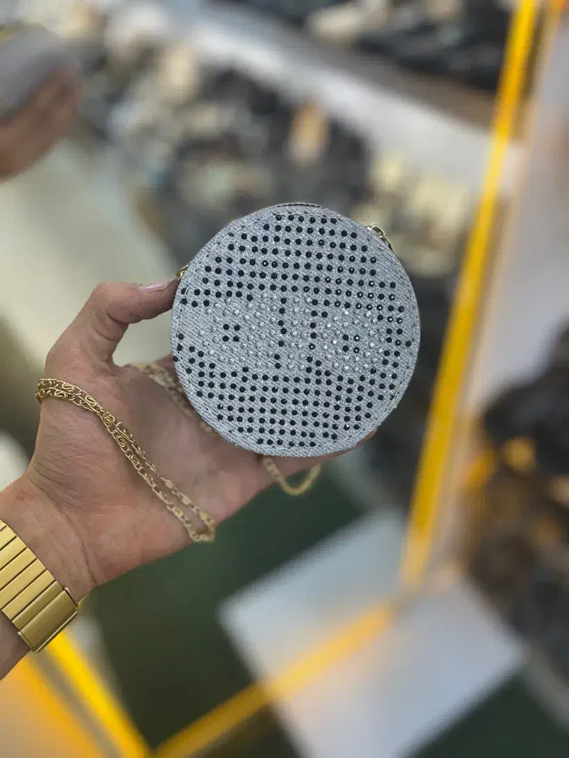 کیف مجلسی|کیف، کفش، کمربند|قرچک, زیبا شهر|دیوار