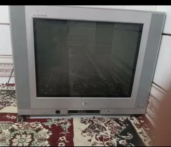 تلوزیونسالم|تلویزیون و پروژکتور|گلپایگان, |دیوار