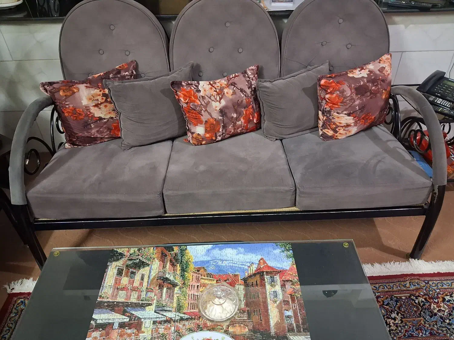 فروش مبل به همراه میز وسط و میز عسلی|مبلمان خانگی و میز عسلی|قزوین, |دیوار