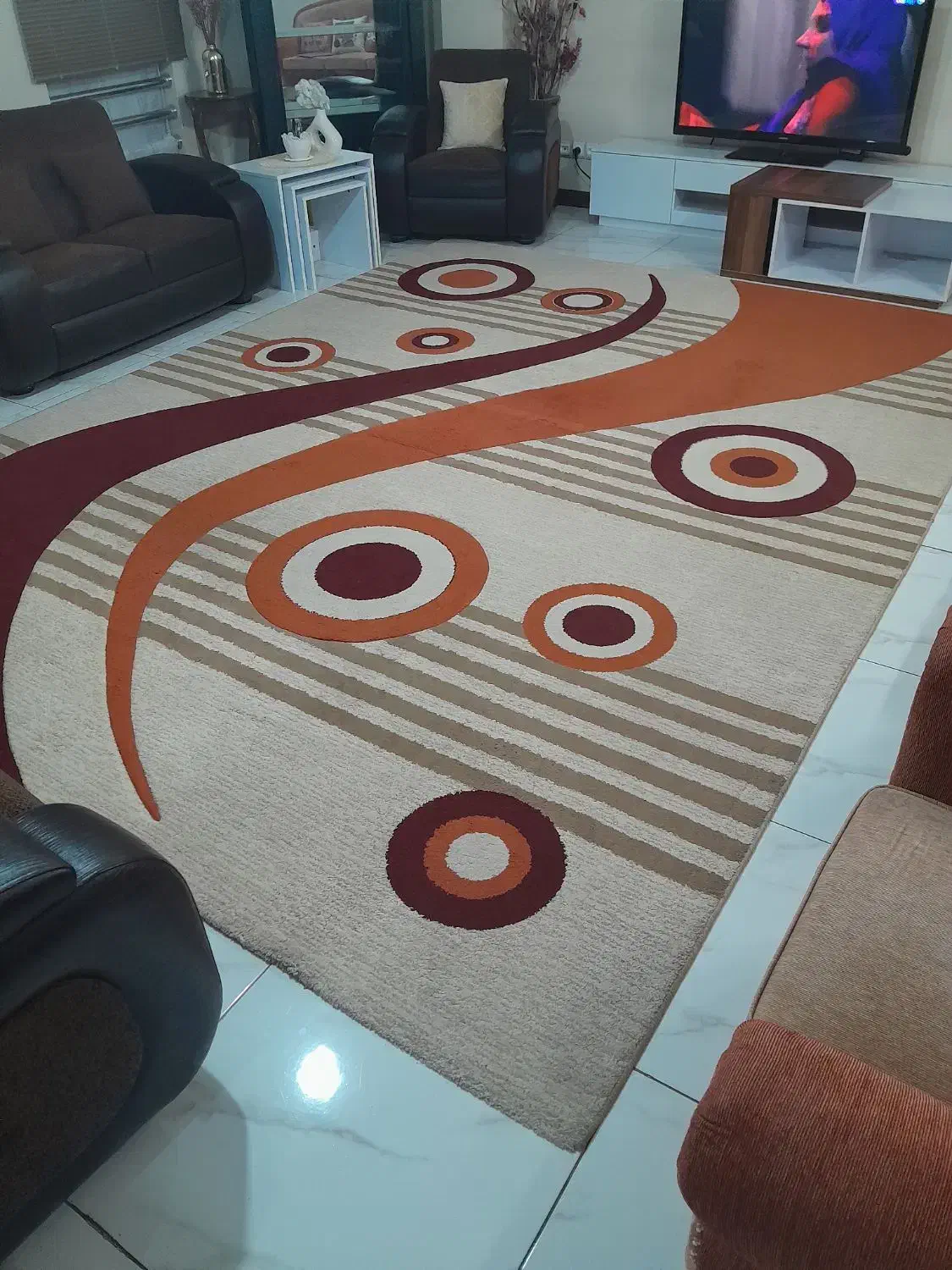 فرش|فرش|شاهین‌شهر, خبرنگار|دیوار