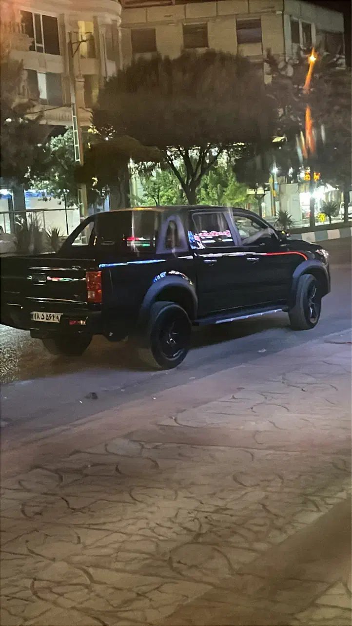 کی ام سی t8|خودرو سواری و وانت|گهواره, |دیوار