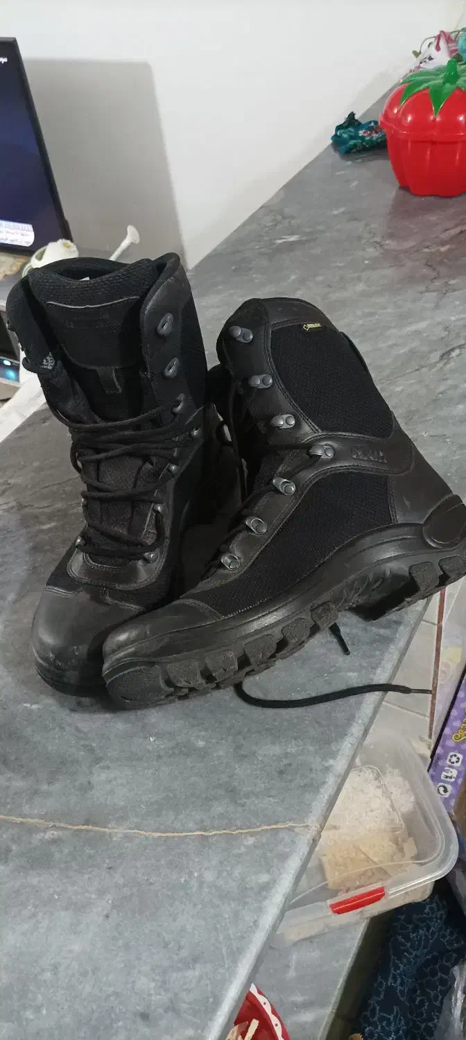 پوت سایز 43 تا 44 خارجی نو بدون استفاده|کیف، کفش، کمربند|اسلامآباد غرب, |دیوار