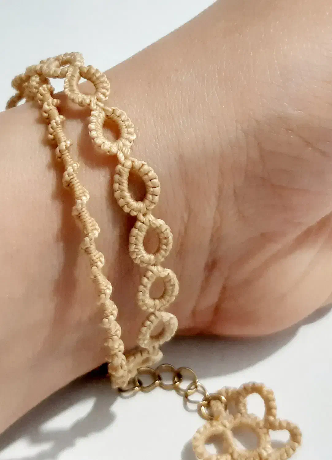 دستبند گیپور|بدلیجات|تهران, نیروی هوایی (پیروزی)|دیوار