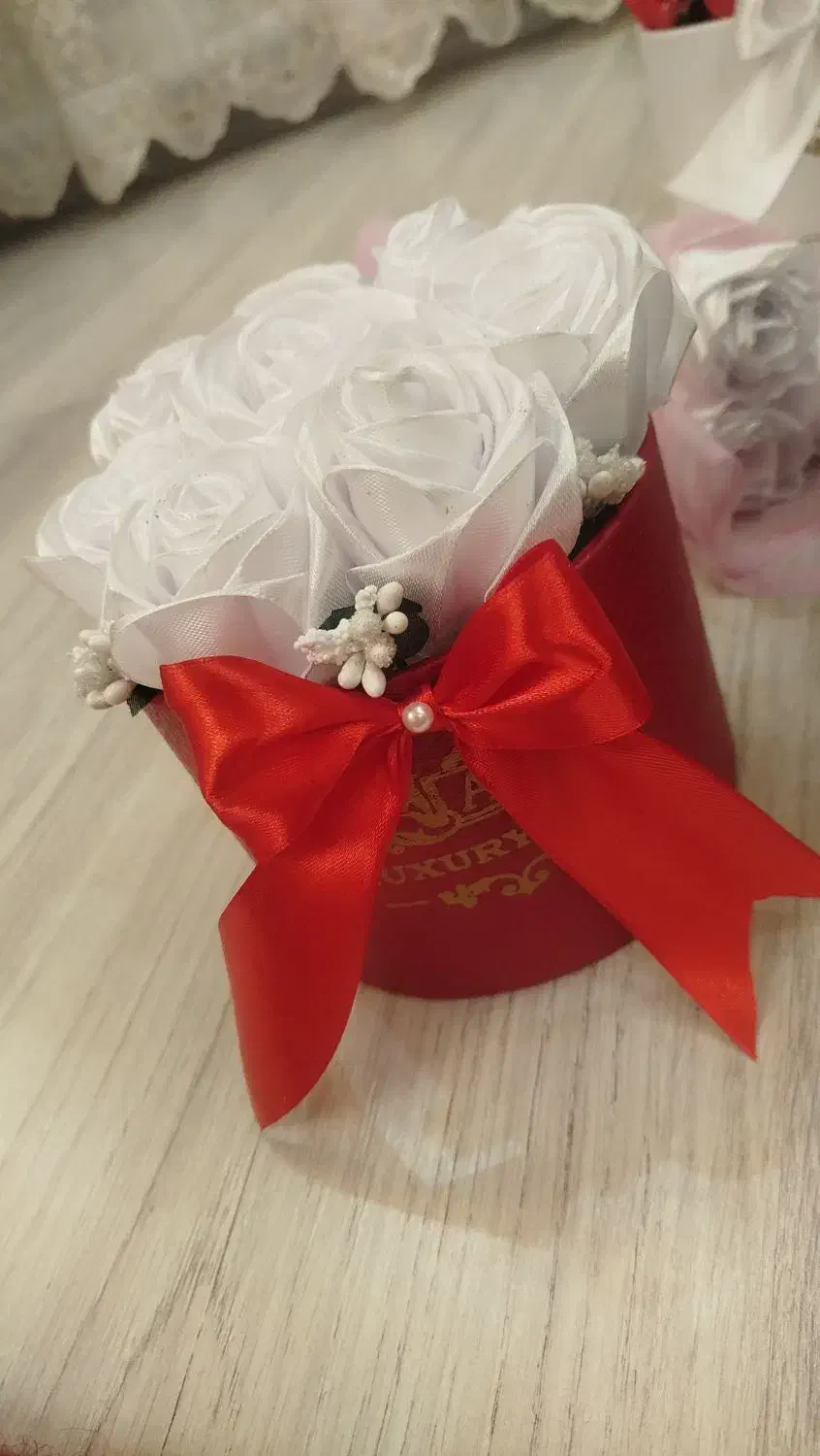 گل ولنتاینی|گل مصنوعی|اهر, |دیوار