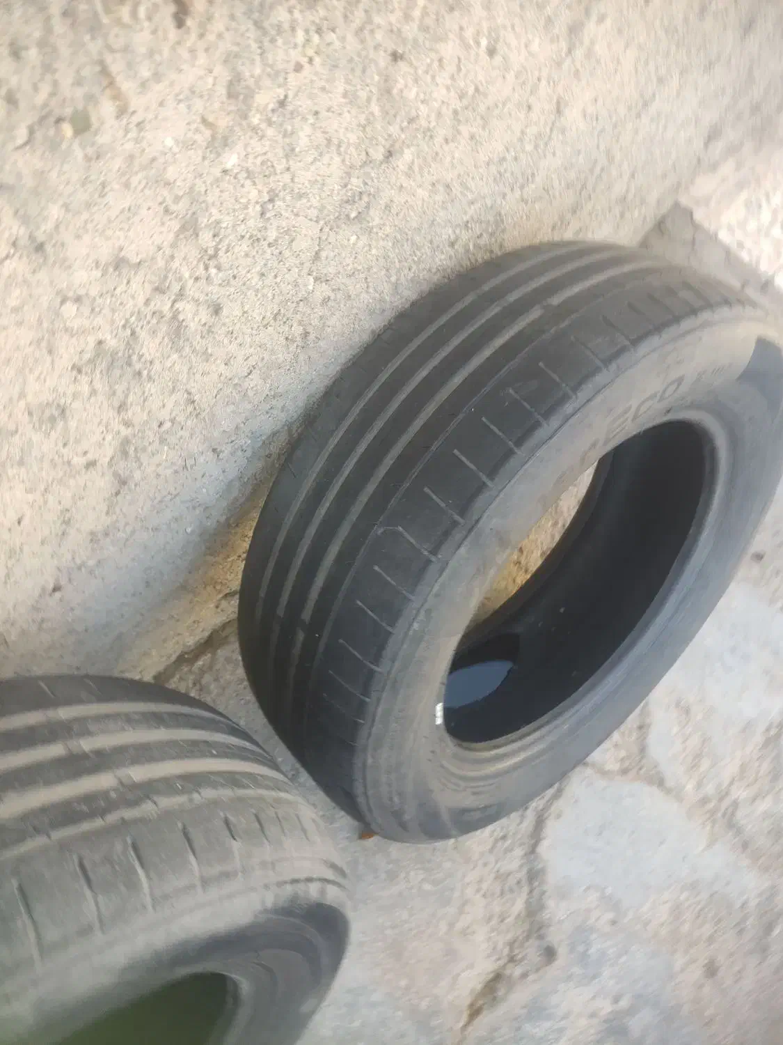 لاستیک 205خارجی|قطعات یدکی و لوازم جانبی|کوهدشت, |دیوار