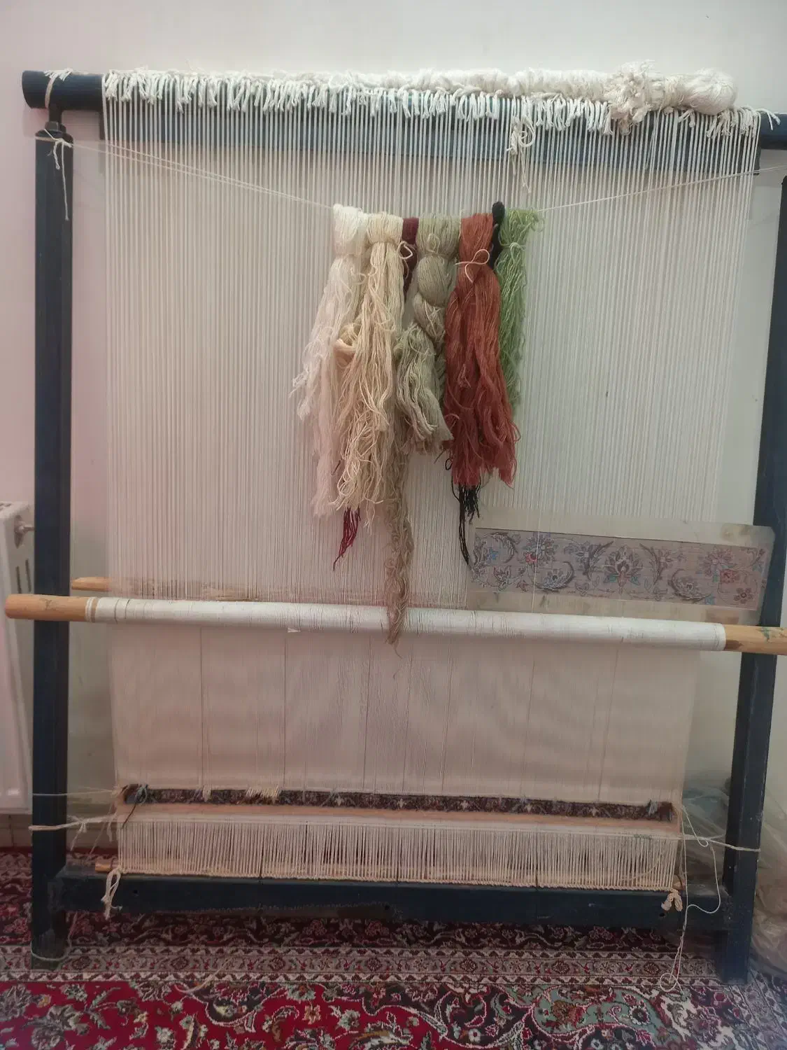 دار قالی|صنایع دستی و سایر لوازم تزئینی|اصفهان, قلعه جوم|دیوار