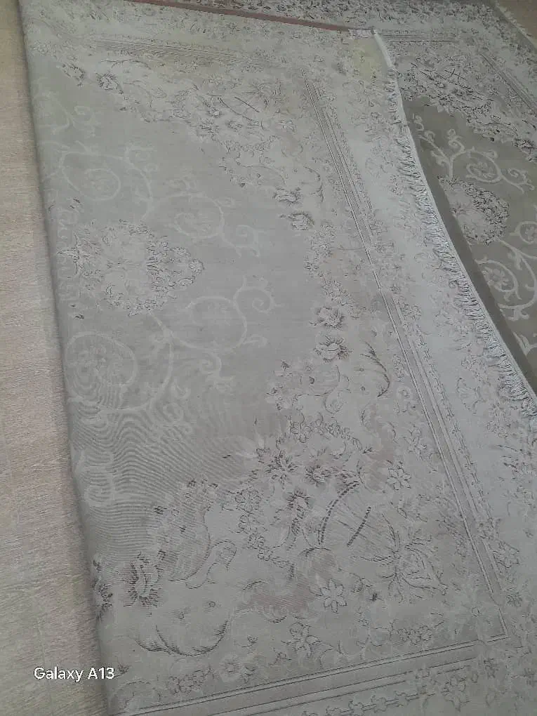 فرش دوازده متری چهار تخته دست دوم|فرش|اصفهان, لاله|دیوار