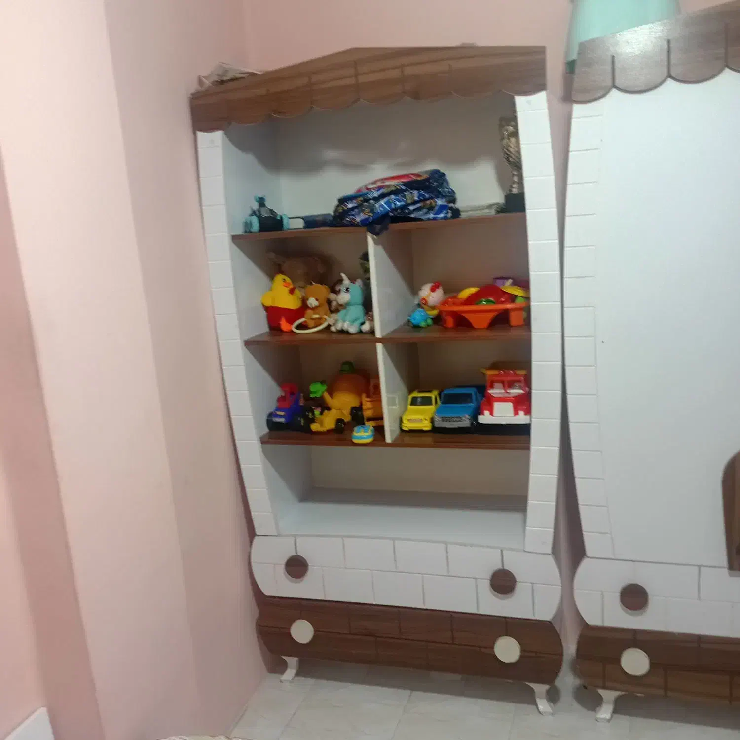 تخت و کمد بچه|اسباب و اثاث بچه|قائم‌شهر, |دیوار