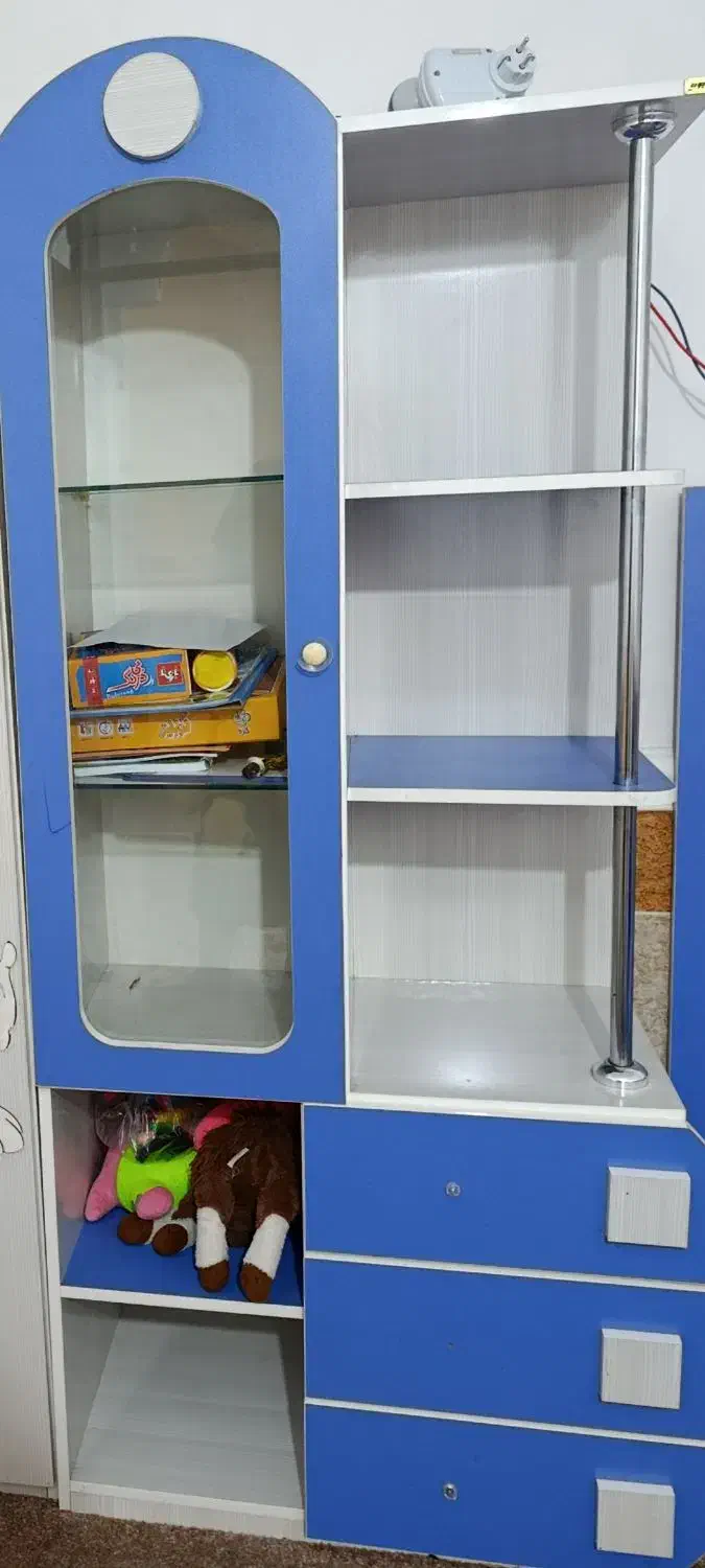 تخت کودک و نوجوان|تخت و صندلی بچه|دوگنبدان, |دیوار