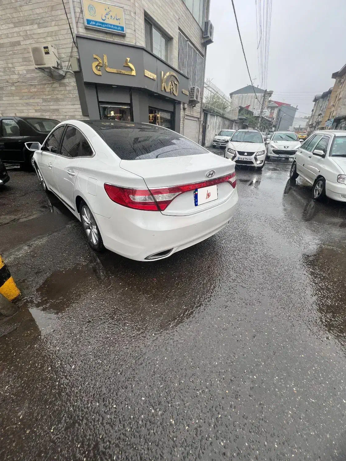 ازرا گرنجور ۲۰۱۵|خودرو سواری و وانت|رشت, چله خانه|دیوار