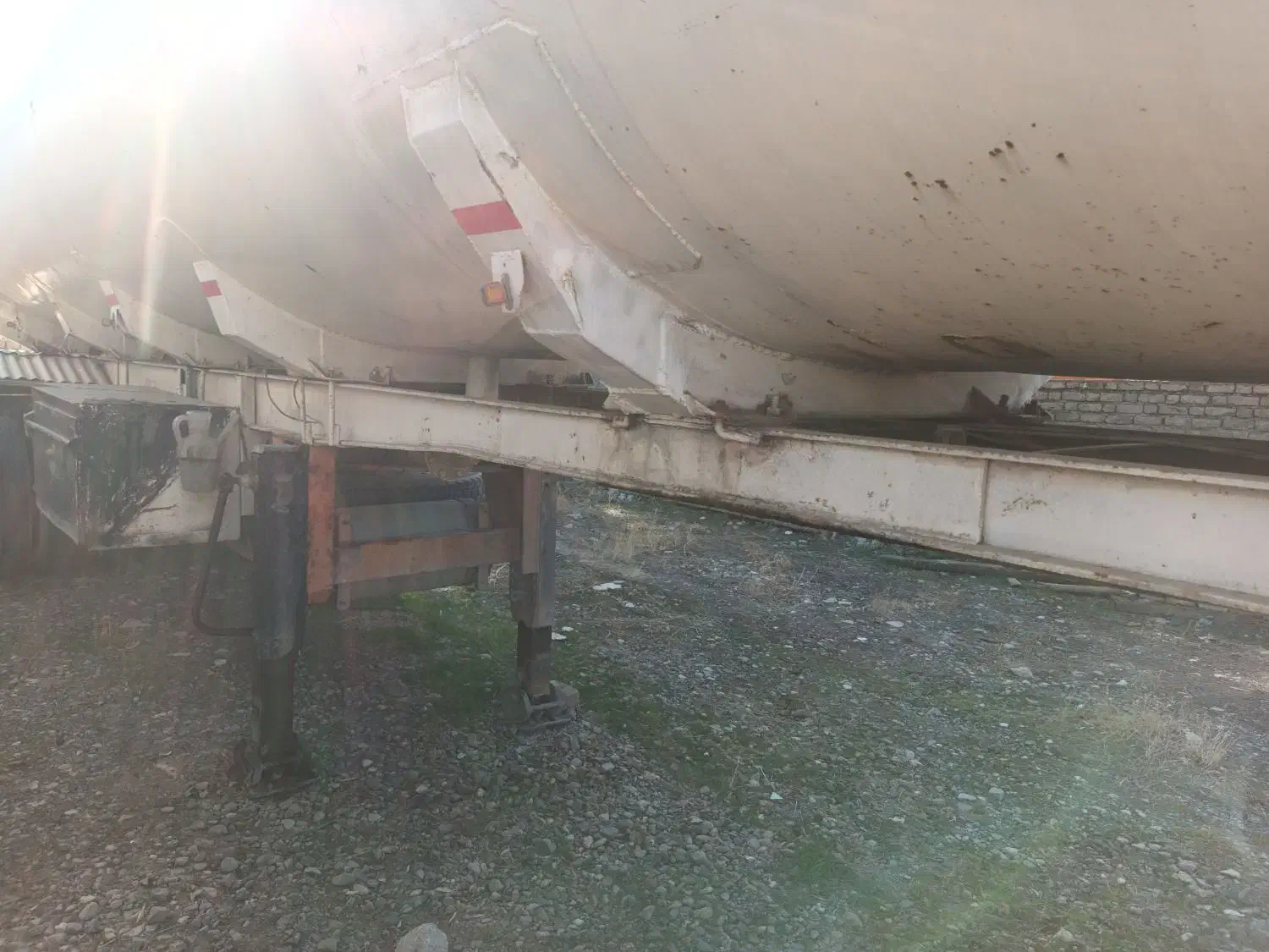 تریلی تانکر۳۴هزاری ومخزن خشک|خودرو سنگین|بیستون, |دیوار