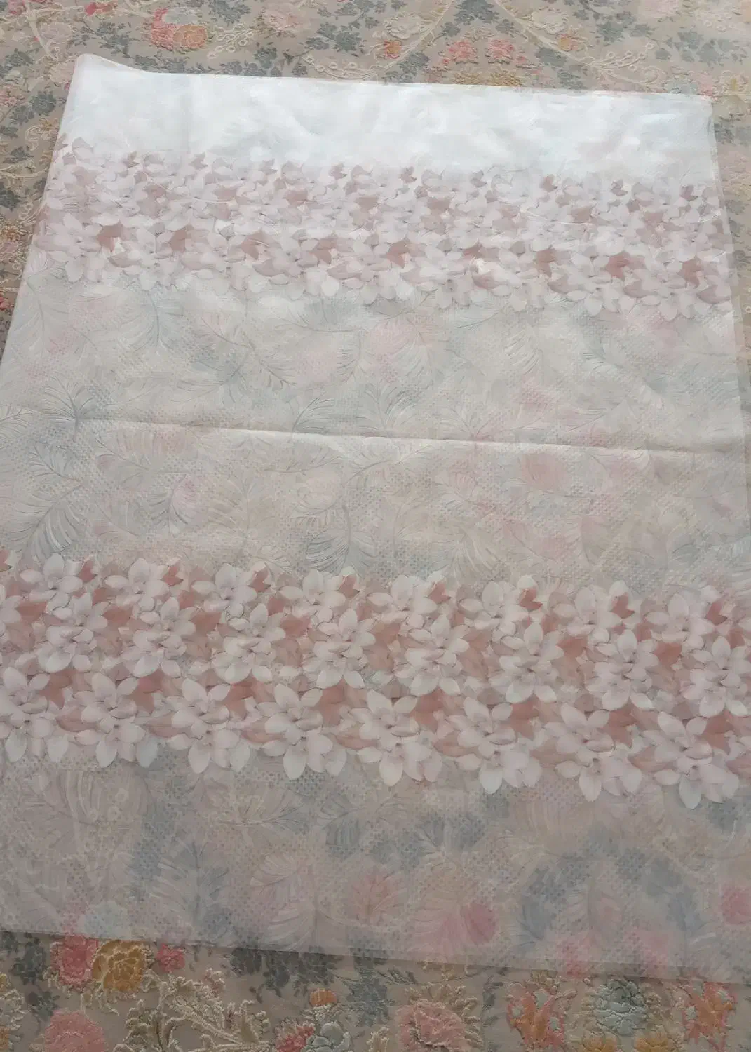 سفره غذا خوری|سفره، حوله، دستمال آشپزخانه|مهاباد (آذربایجان غربی), |دیوار