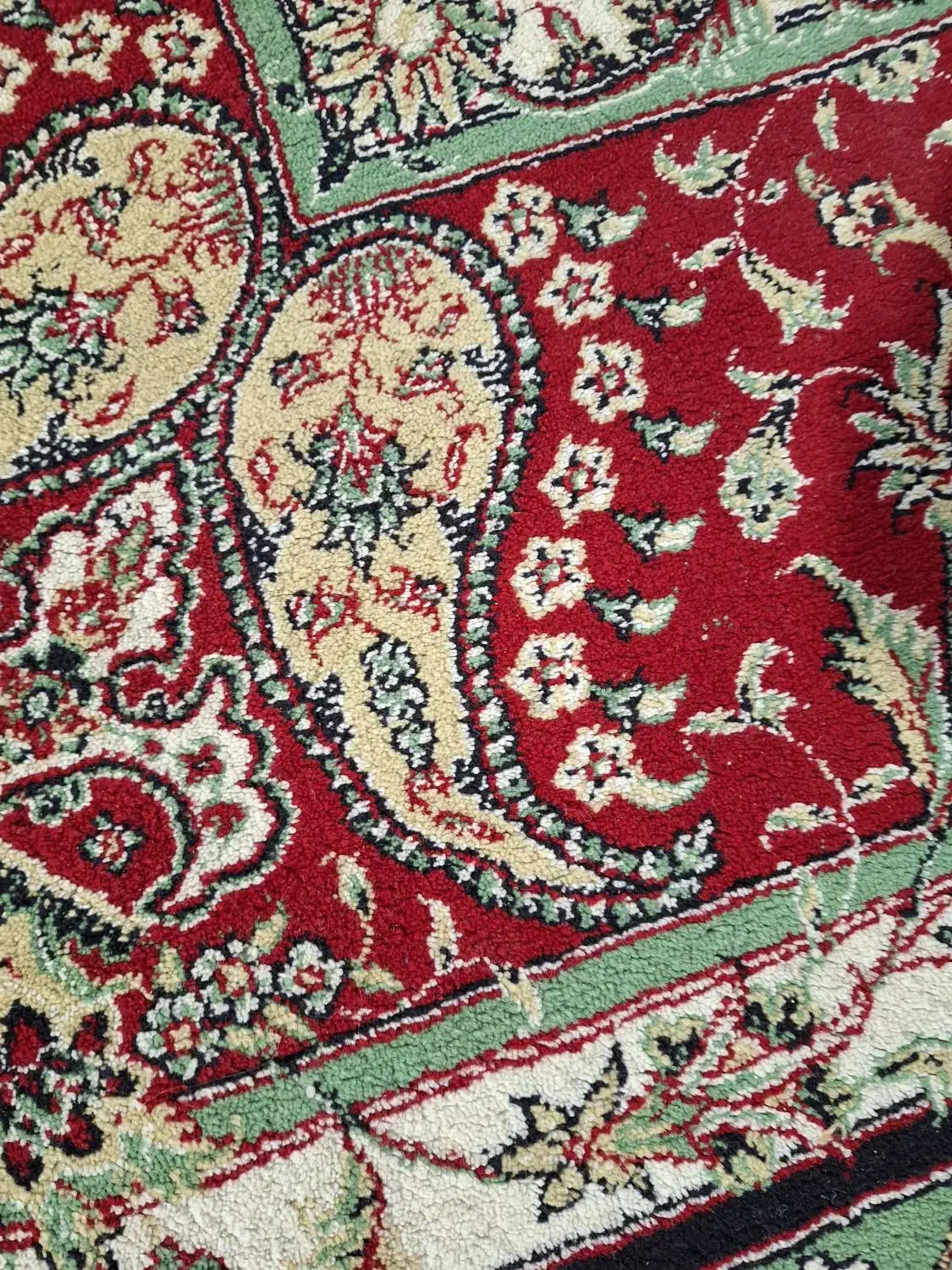 دست دوم ۱۲ متری|فرش|اقلید, |دیوار