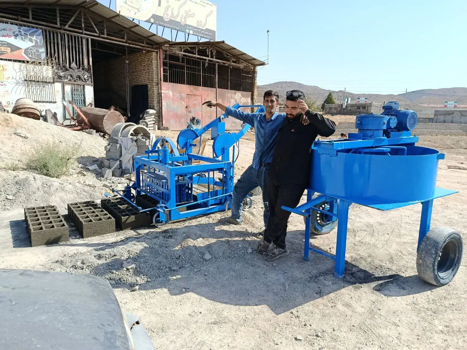 ساخت دستگاه بلوک سیمانی دستگاه بلوکزنی|ماشین‌آلات صنعتی|بجنورد, |دیوار