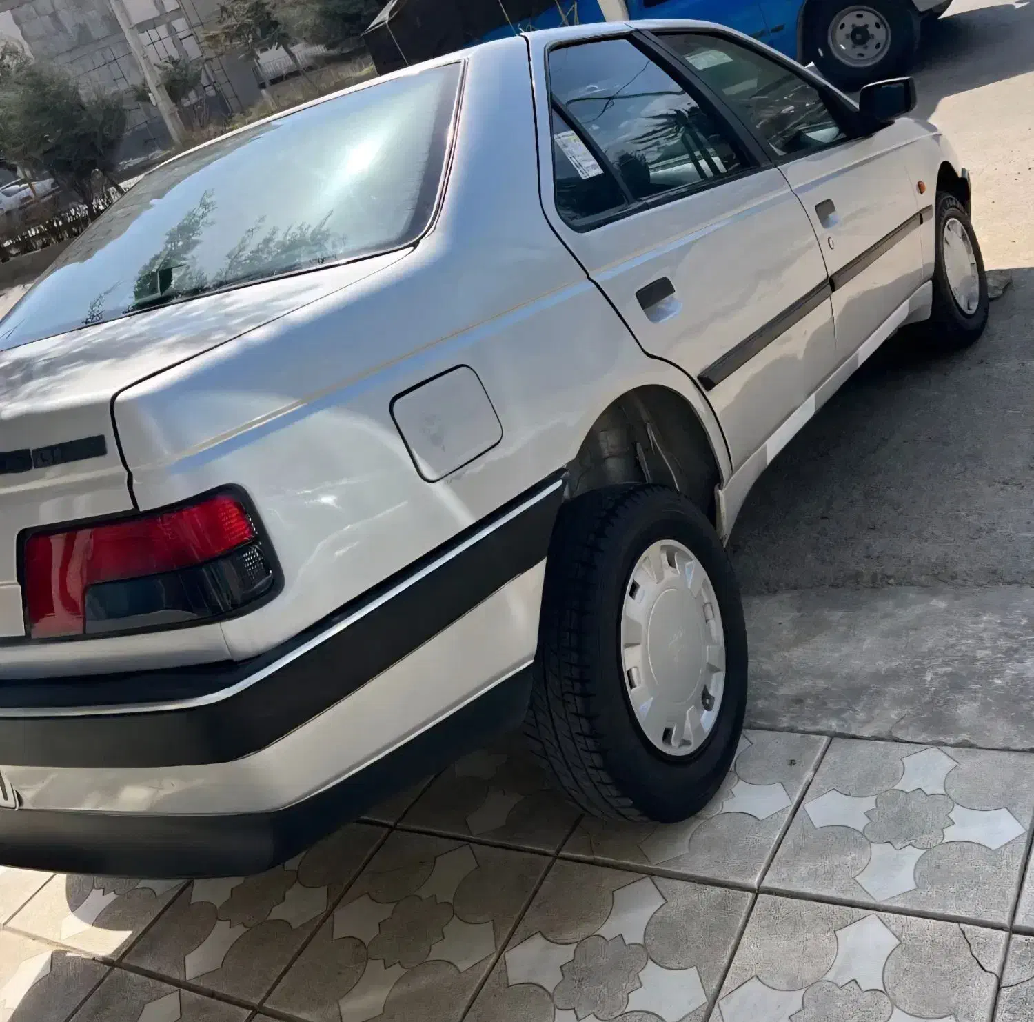 قیمت۶۰۰|خودرو سواری و وانت|باغ حلی, |دیوار