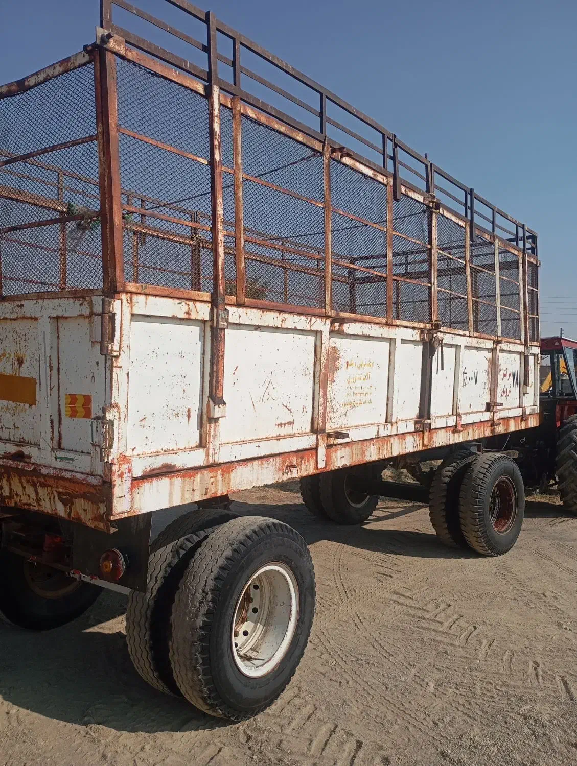 تریلی هشت چرخ محکم|خودرو سنگین|بکتاش, |دیوار