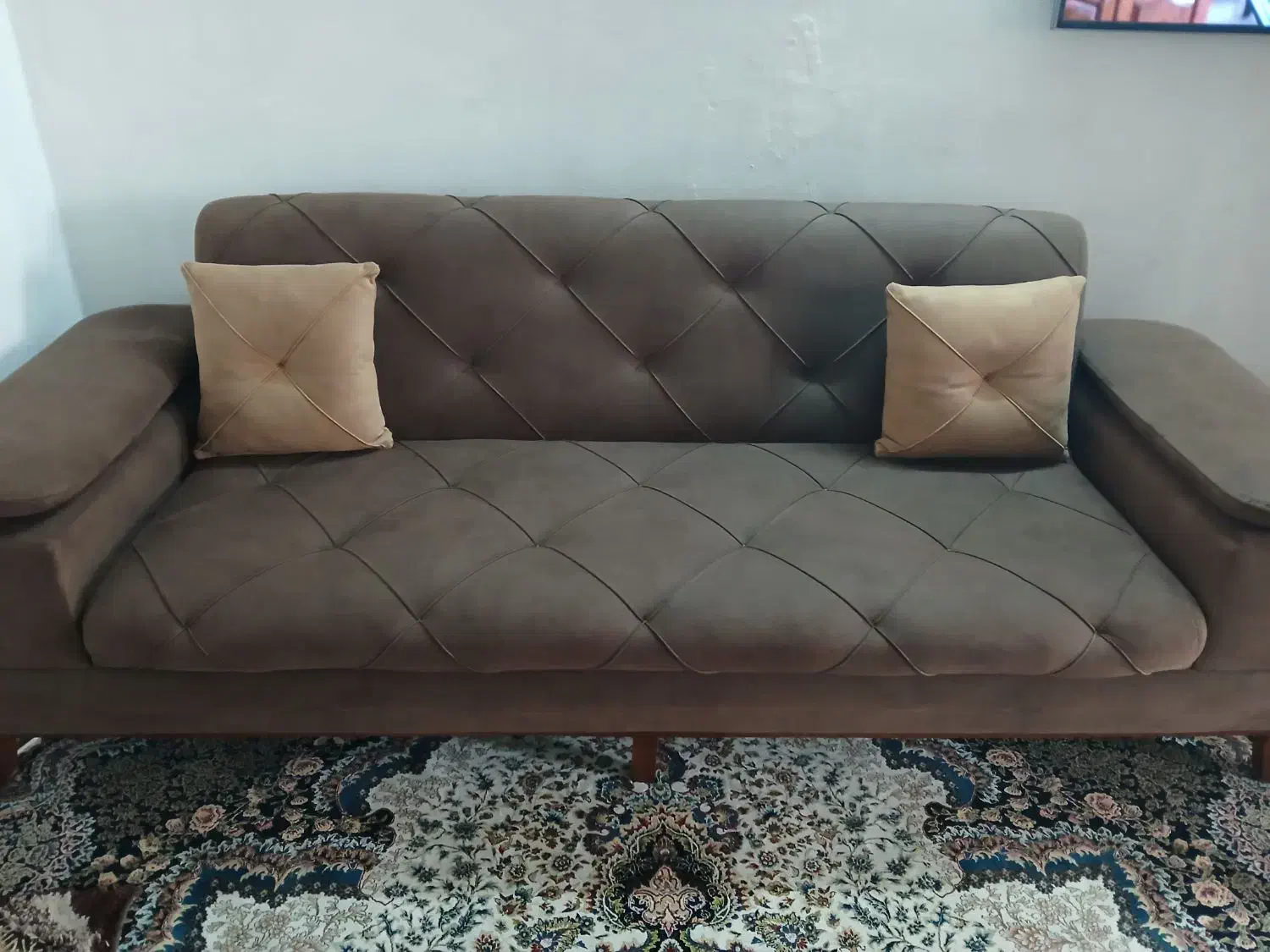 مبل هشت نفره چستر|مبلمان خانگی و میز عسلی|باقرشهر, |دیوار