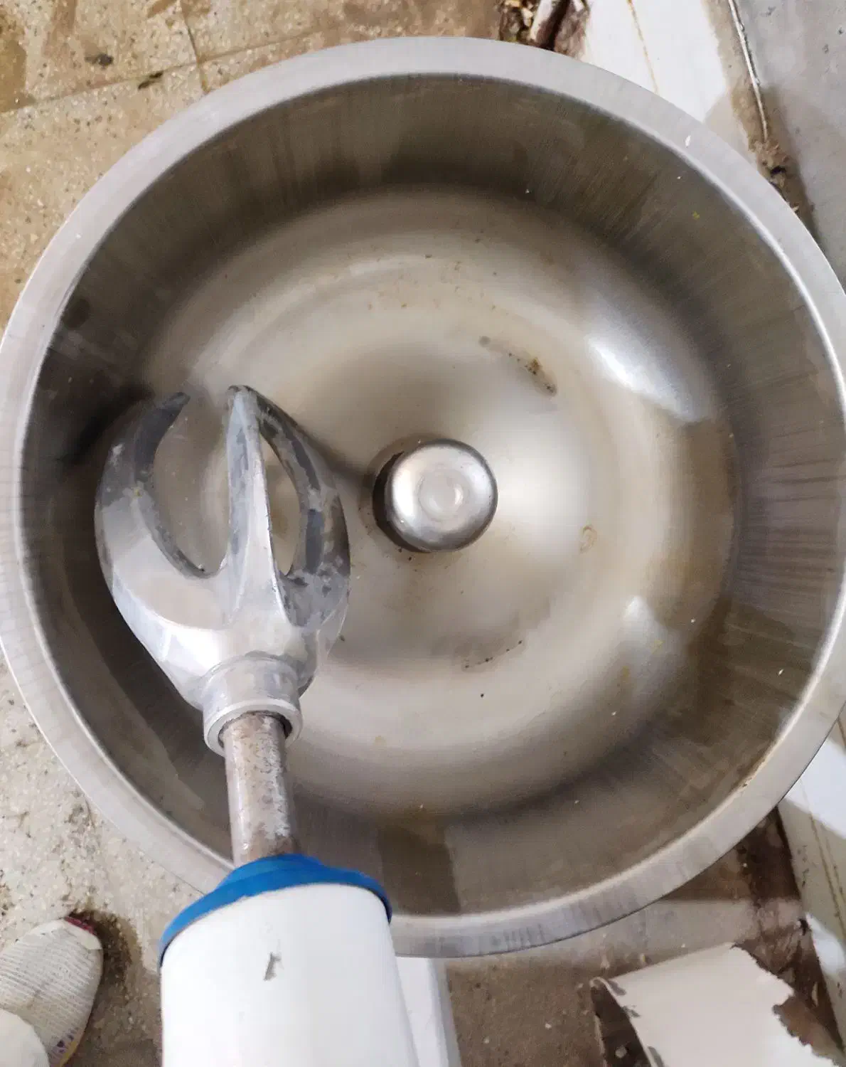 خمیرگیر ۱۵ کیلویی|کافی‌شاپ و رستوران|صدرا-فارس, فاز ۱|دیوار